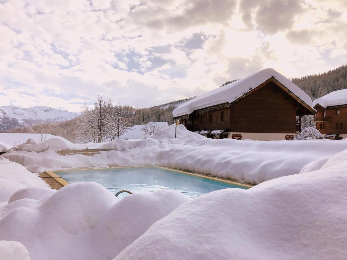 Les Chalets Du Parc Aux Etoiles - Cimes Et Neige Apartman Puy-Saint-Vincent Kültér fotó