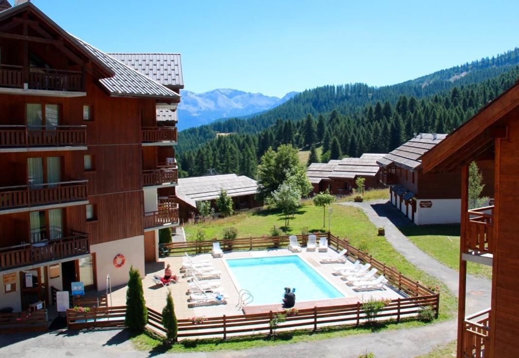 Les Chalets Du Parc Aux Etoiles - Cimes Et Neige Apartman Puy-Saint-Vincent Kültér fotó