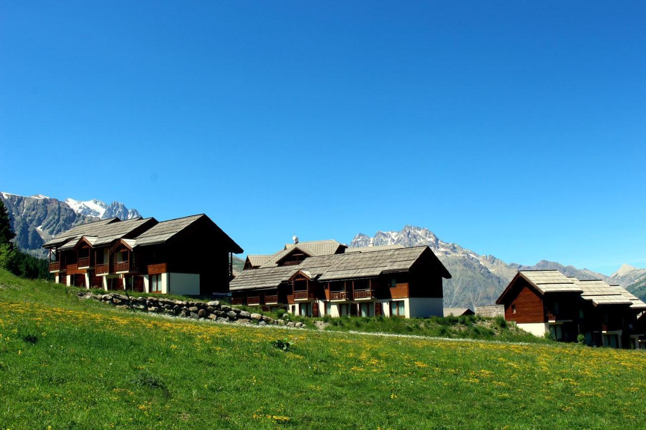 Les Chalets Du Parc Aux Etoiles - Cimes Et Neige Apartman Puy-Saint-Vincent Kültér fotó